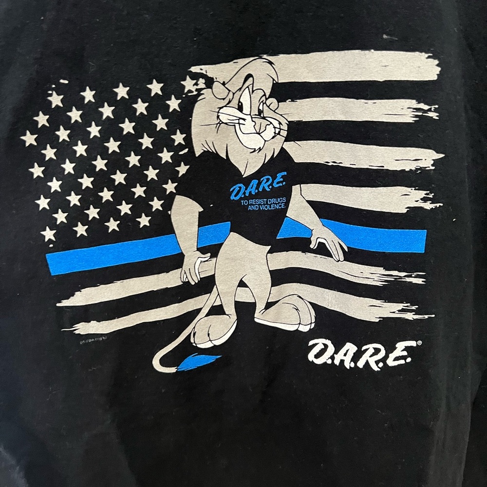 Fruit of the Loom Black DARE Graphic Tee - Picture 4 of 5